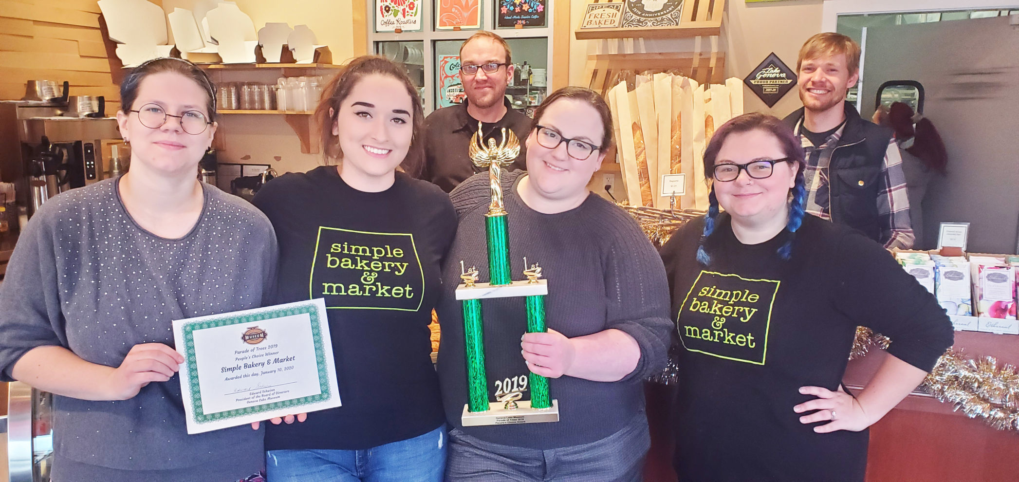Museum award for holiday tree contest